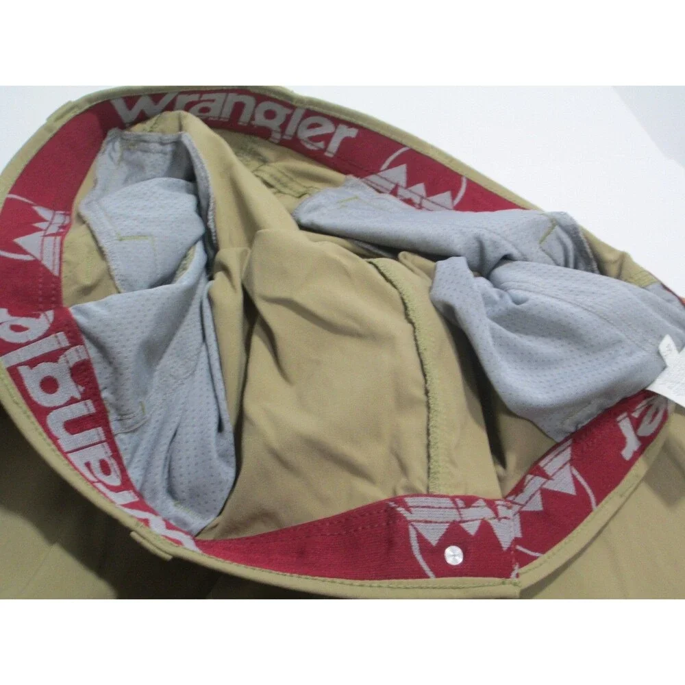 Wrangler Men Shorts Size 44x10 Tan Nylon Reinforced Waist